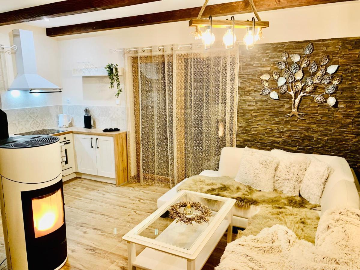 Domek alpejski Romanticke Chalupky Raj-borievka, Cucoriedka A Drienka